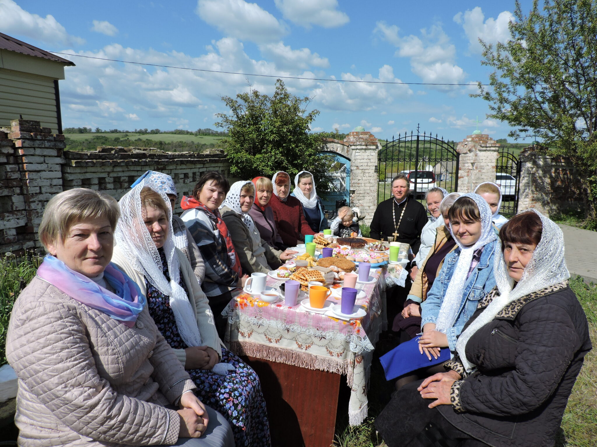 День святых жен-мироносиц в Спасском храме с. Ближняя Полубянка