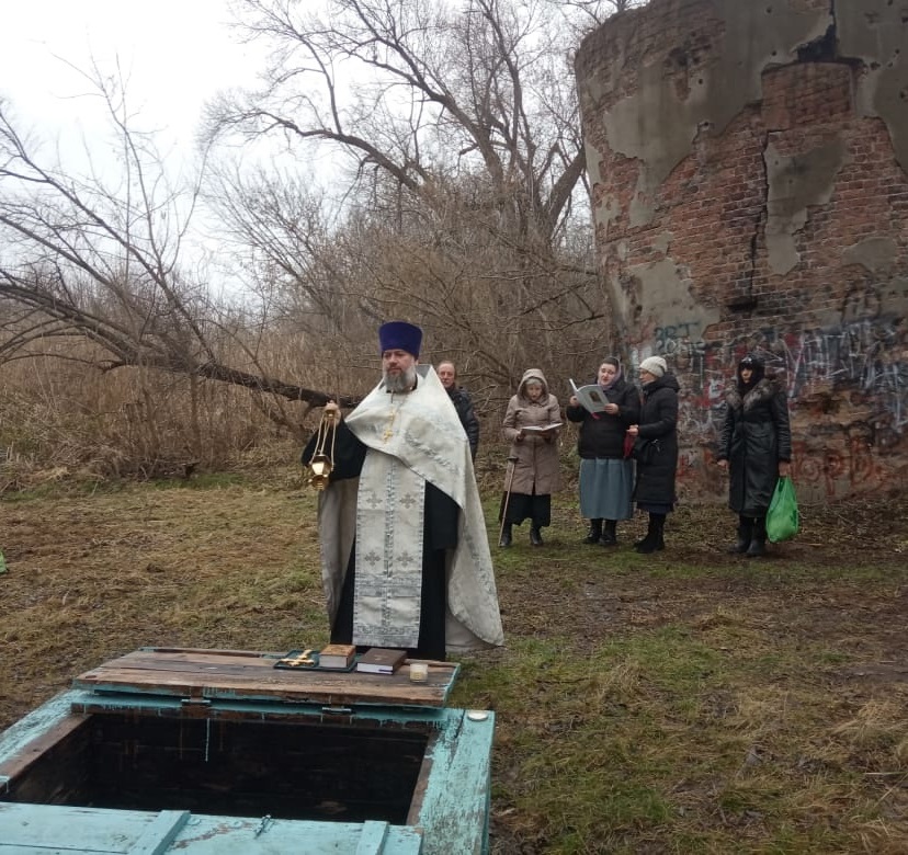 Святое Богоявление на приходе Преображенского храма города Острогожска